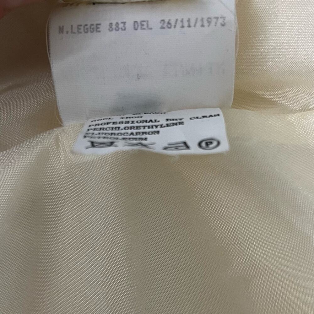 Vintage Fendi Women’s Mock Blazer Ivory Navy Blazer Structured Blouse Size 44 - Picture 9 of 16